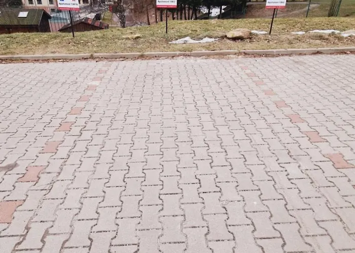 Podrozniczy Z Prywatna Sauna Blisko Elementsa - 5d * Сверадув-Здруй